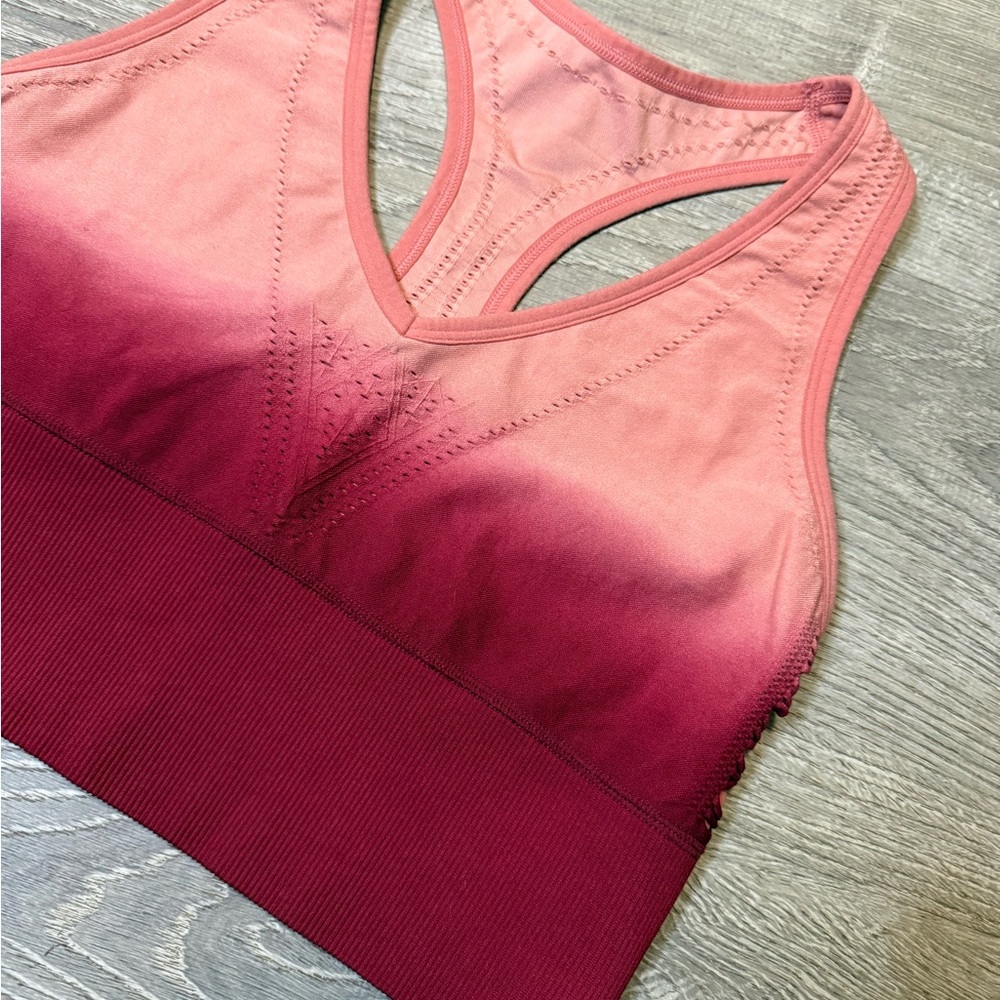 •PINK VICTORIA’S SECRET• SPORTS BRA - Picture 2 of 5